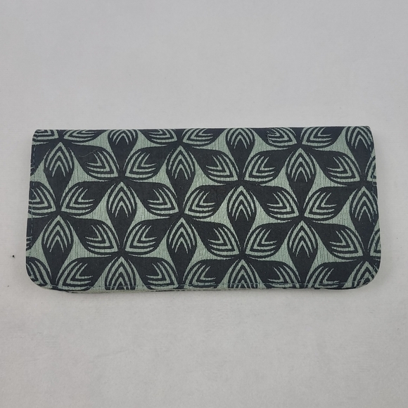 NWT sustainable ethical recycled fair-trade wallet - Picture 1 of 5